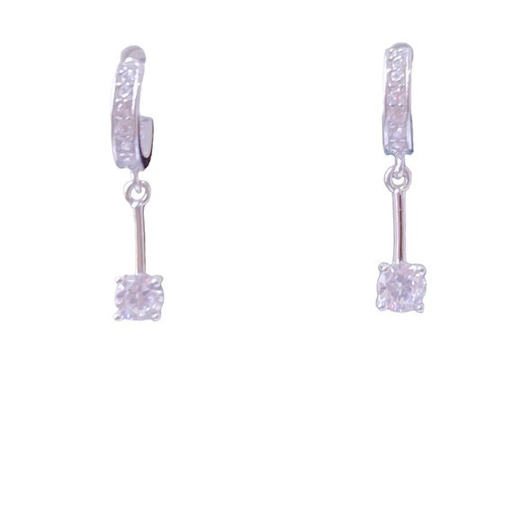 Jewelry - Sterling silver C-hoop earrings